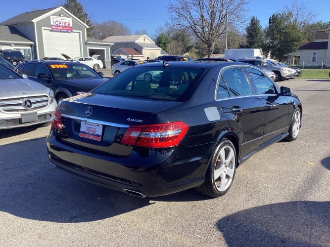 Used 2010 Mercedes-Benz E 350 4MATIC Sedan image 3
