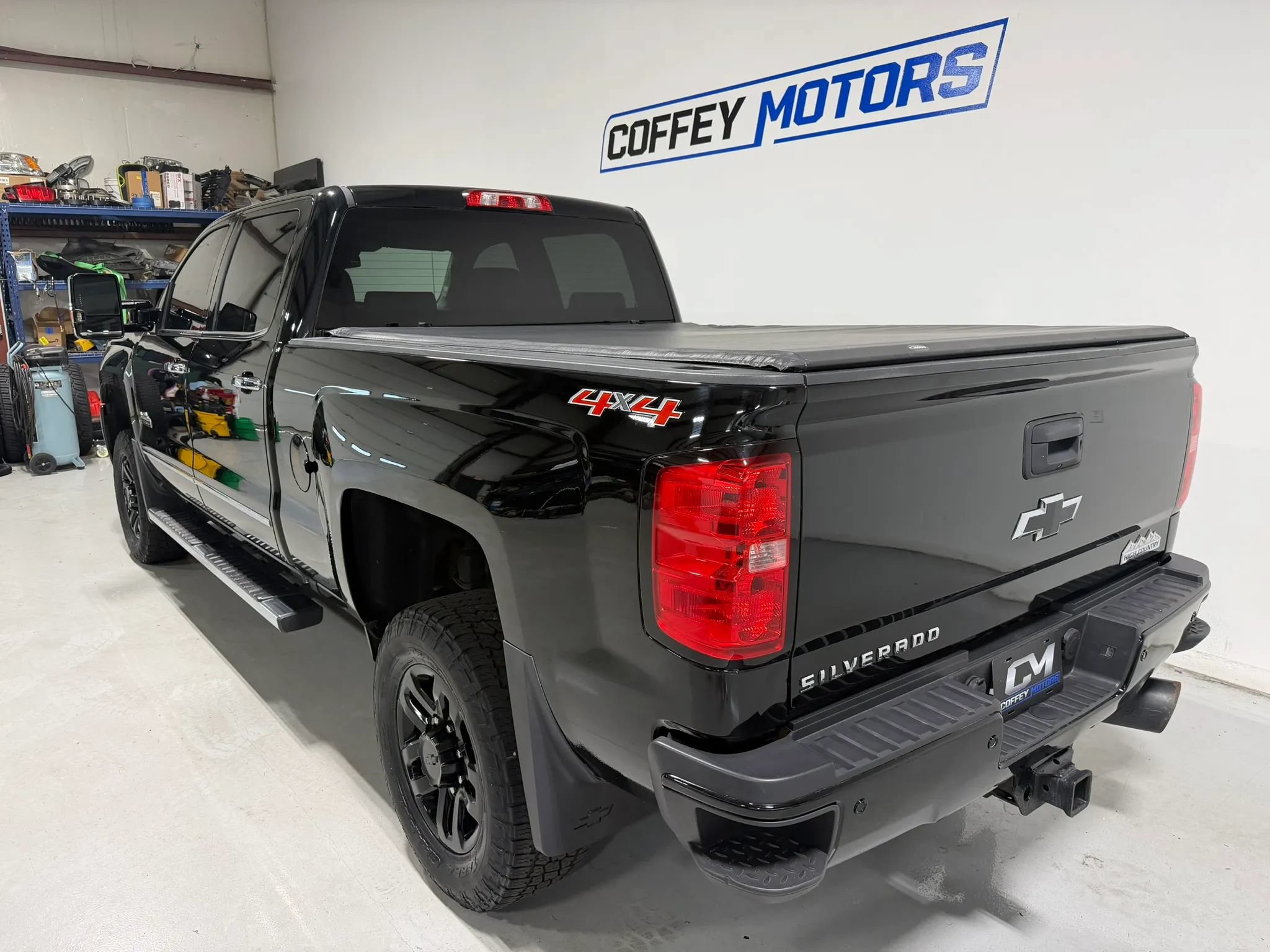 Used 2017 Chevrolet Silverado 3500 High Country w/ Duramax Plus Package AWD/4WD image 4
