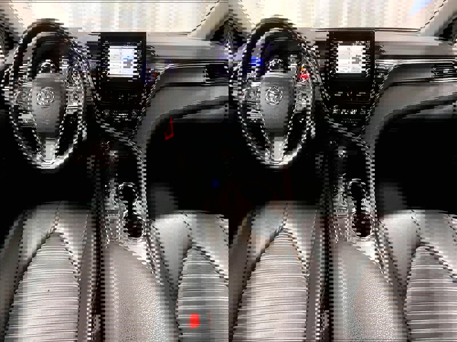 Certified 2023 Toyota Camry SE image 21