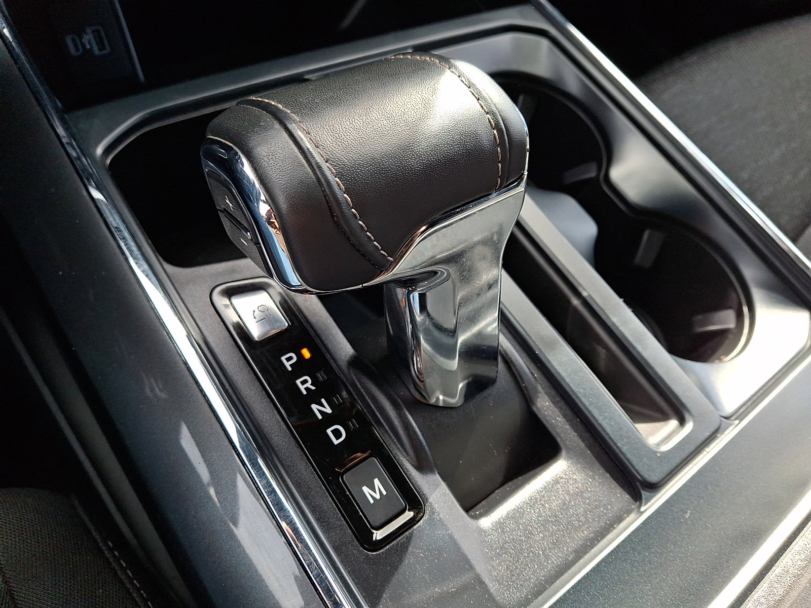 Certified 2022 Ford F150 XLT w/ Equipment Group 302A High image 14