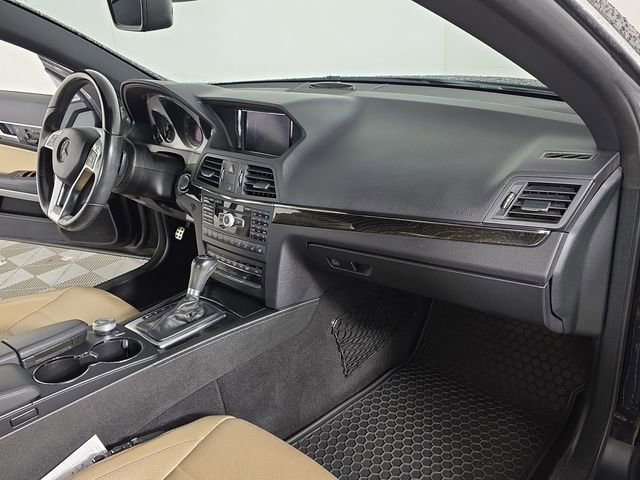 Used 2012 Mercedes-Benz E 550 Cabriolet image 19