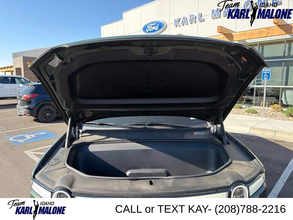 Used 2023 Rivian R1S Adventure AWD/4WD image 12