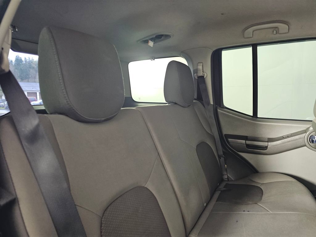 Used 2015 Nissan Xterra S image 13