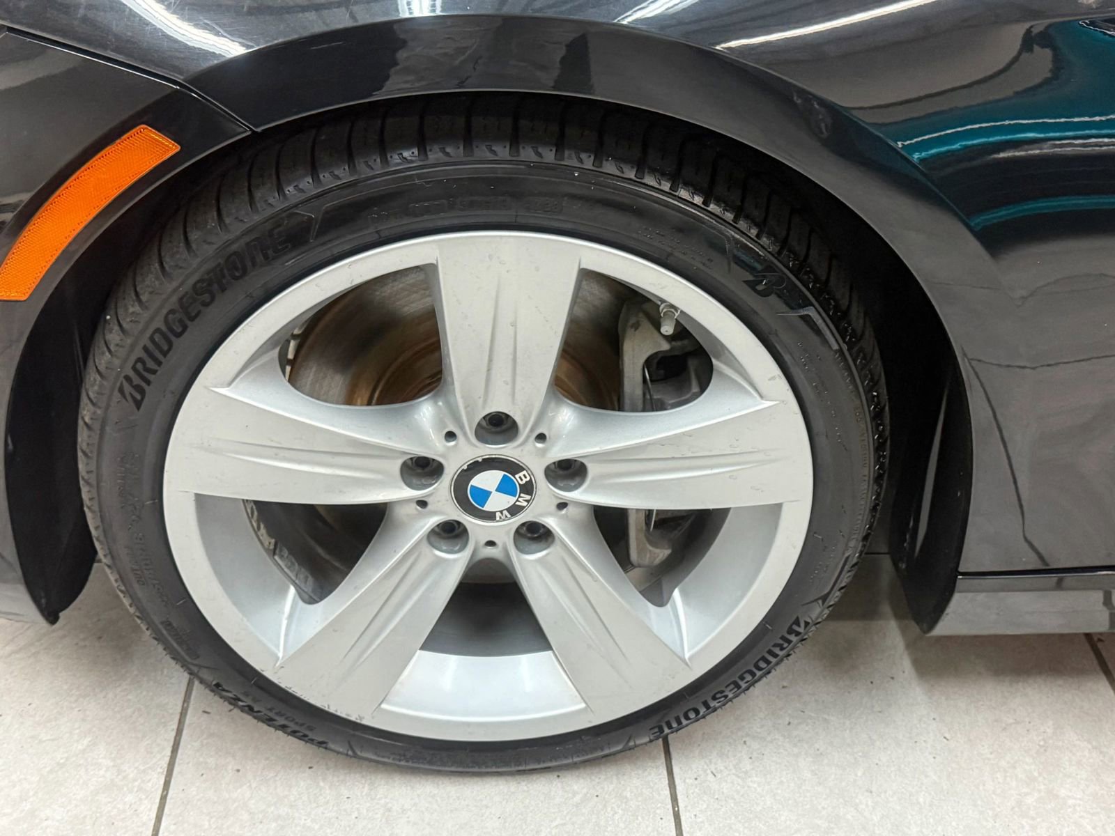 Used 2010 BMW 335i Convertible image 37