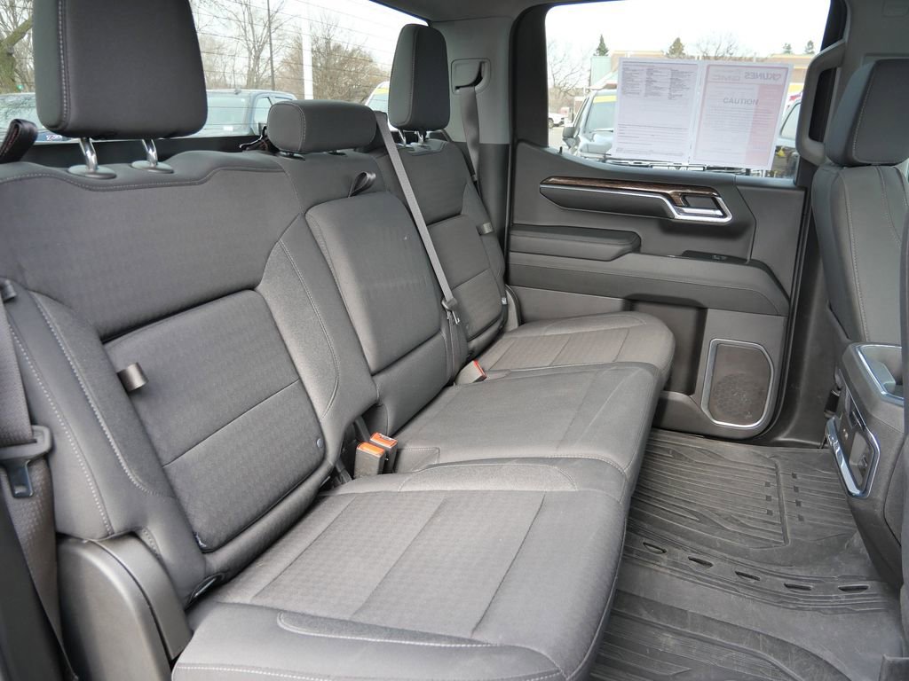 Used 2024 GMC Sierra 1500 Elevation image 19