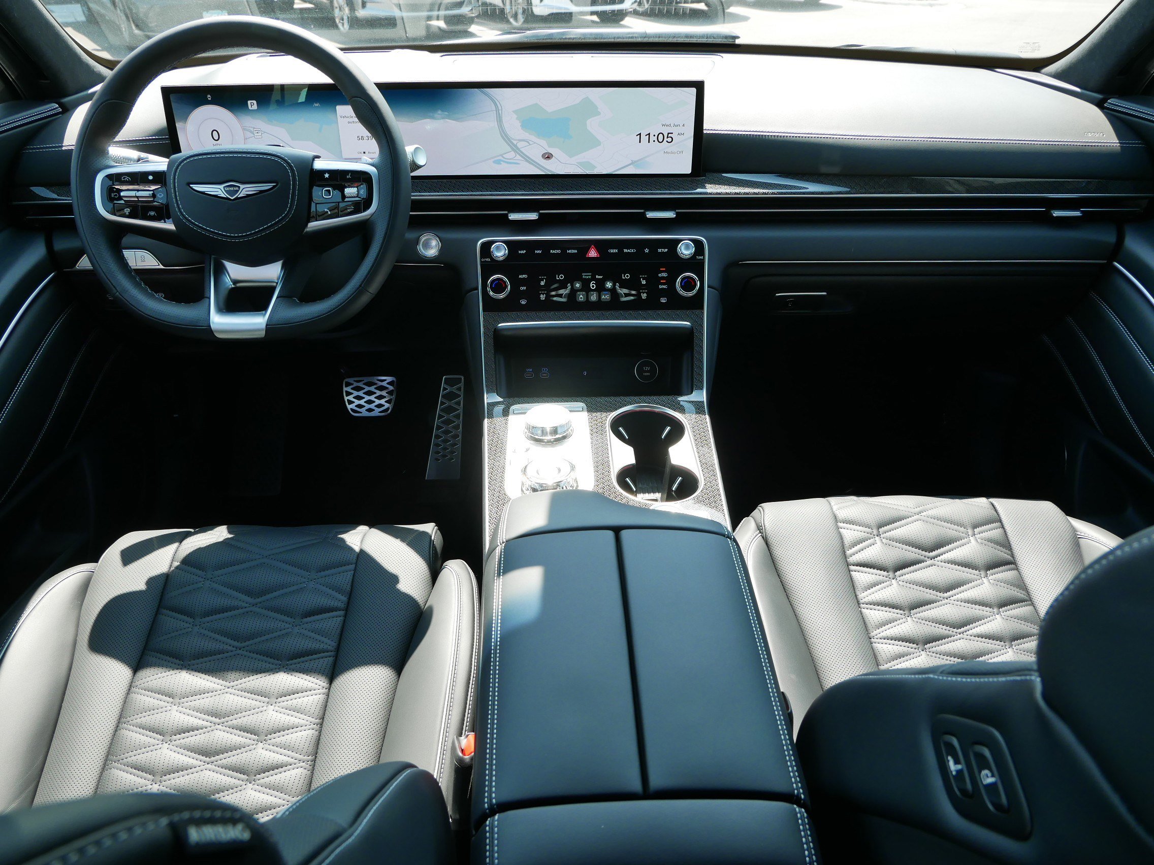 New 2025 Genesis GV80 3.5T e-SC image 6