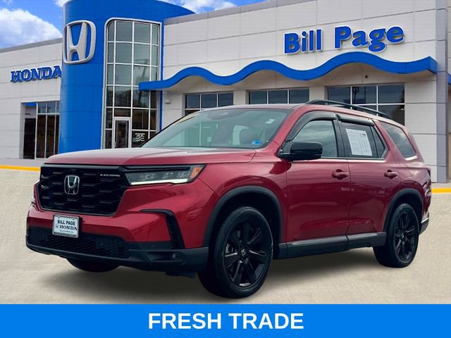 Certified 2025 Honda Pilot Black Edition image 2