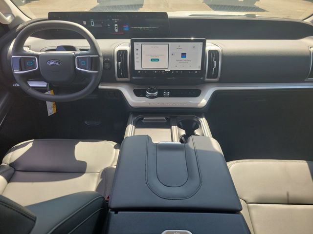 New 2026 Ford Expedition Active RWD image 8