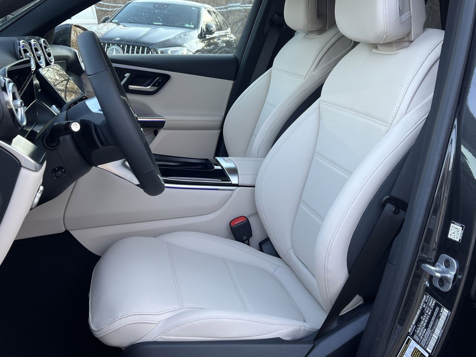 New 2026 Mercedes-Benz GLC 300 4MATIC image 11