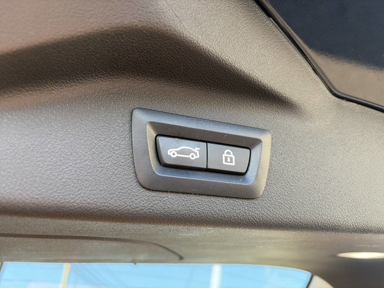 Used 2020 BMW X7 xDrive40i w/ Premium Package image 10