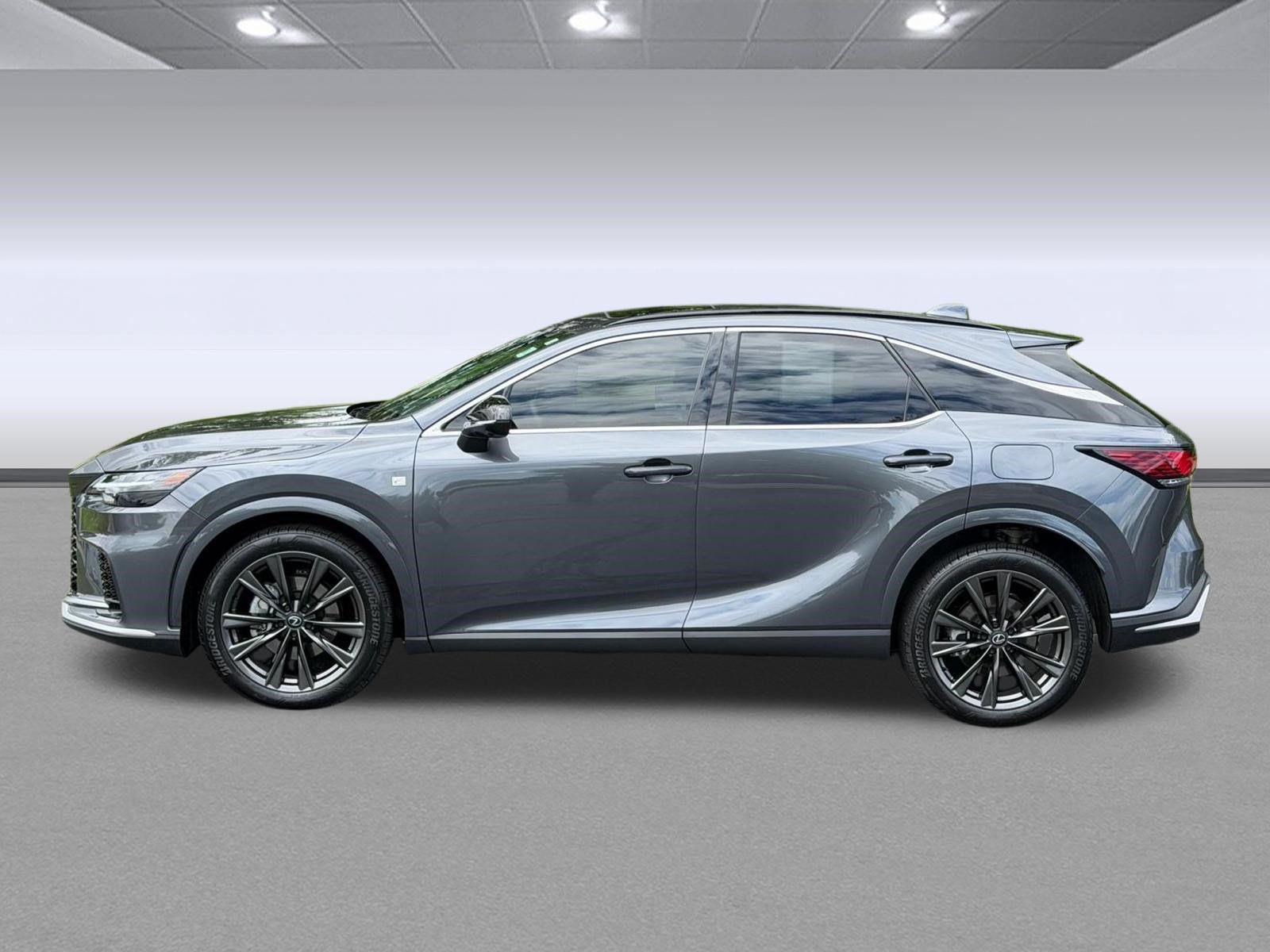 Used 2025 Lexus RX 350 F Sport w/ Convenience Package AWD/4WD image 2