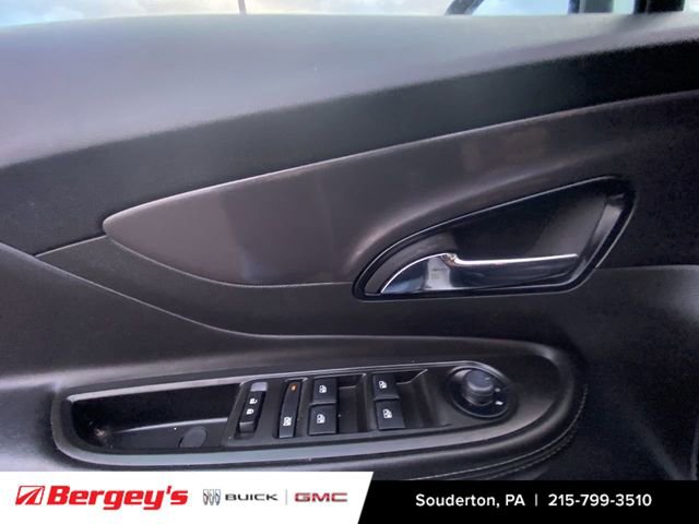 Certified 2022 Buick Encore Preferred w/ Safety Package image 26