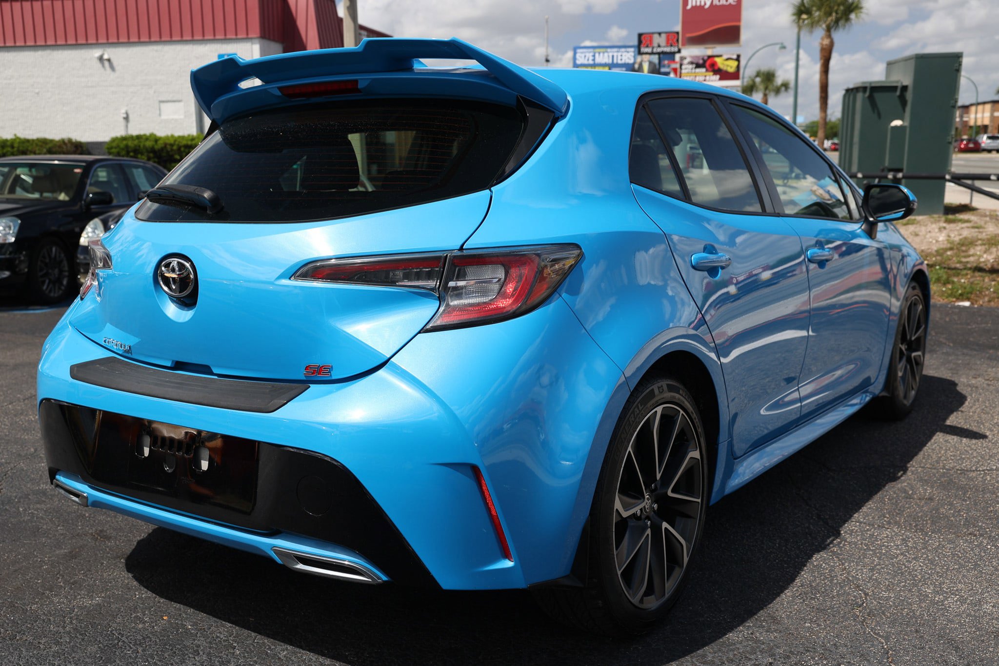 Used 2019 Toyota Corolla SE FWD image 17