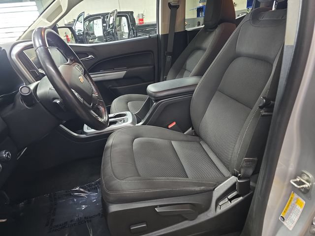 Used 2018 Chevrolet Colorado LT w/ LT Convenience Package AWD/4WD image 18
