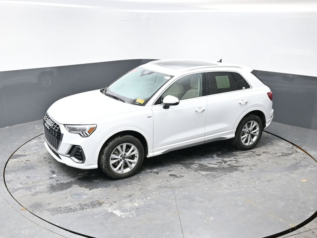 Used 2025 Audi Q3 2.0T Premium image 19