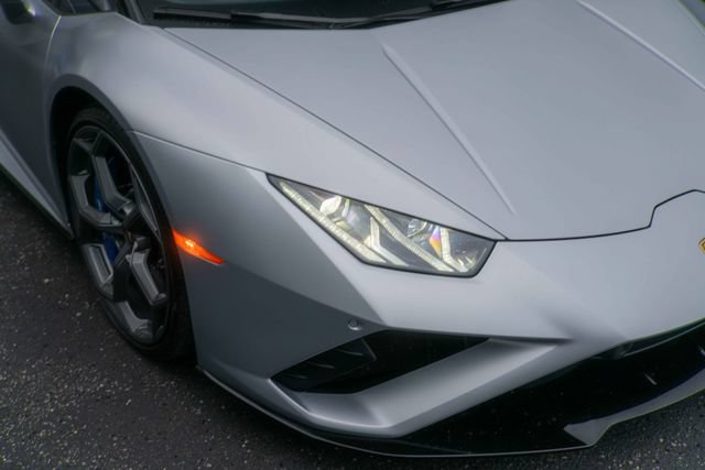 Used 2023 Lamborghini Huracan EVO RWD image 34