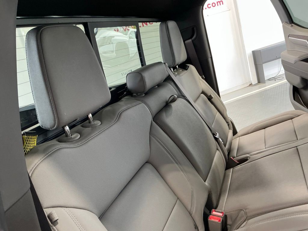 Used 2026 GMC Sierra 1500 SLT w/ SLT Premium Plus Package image 19
