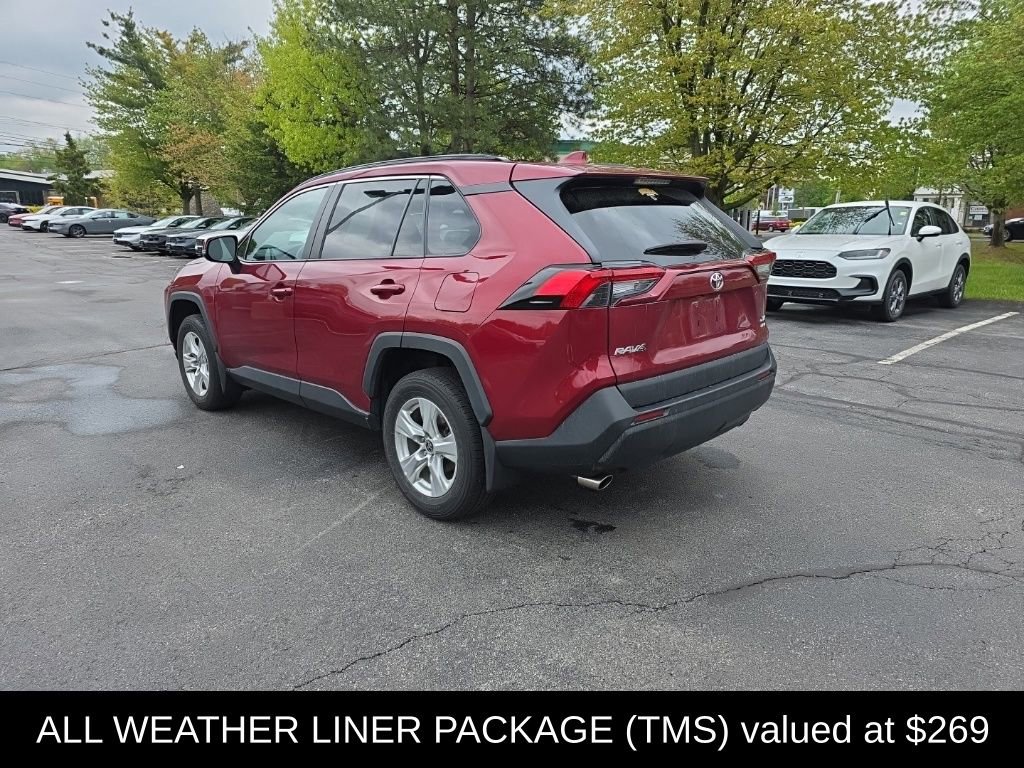 Used 2021 Toyota RAV4 XLE w/ Convenience Package AWD/4WD image 6
