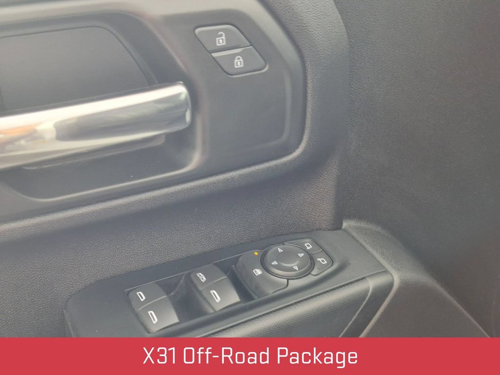 Certified 2024 GMC Sierra 2500 Pro w/ Convenience Package AWD/4WD image 12
