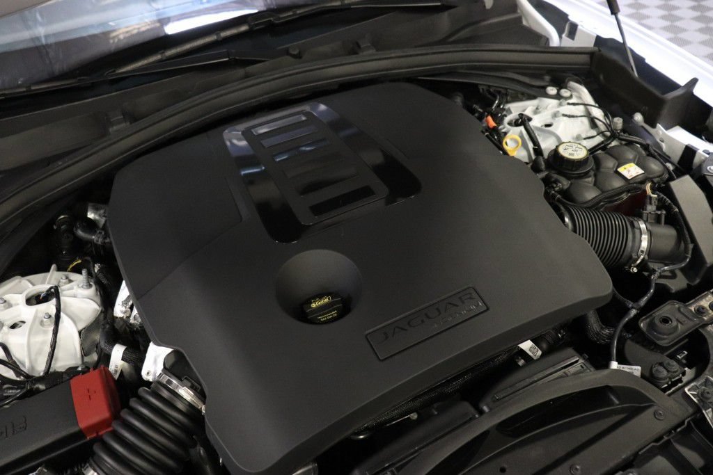 Used 2021 Jaguar F-PACE SVR AWD/4WD image 85