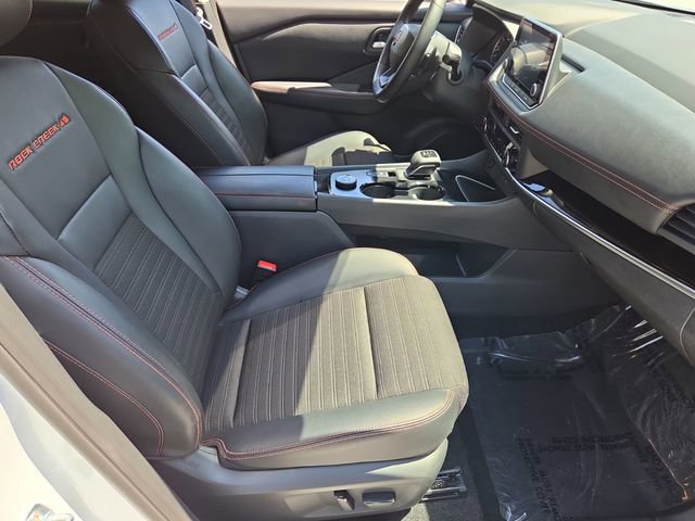 Used 2025 Nissan Rogue SV w/ Rock Creek Premium Package AWD/4WD image 19