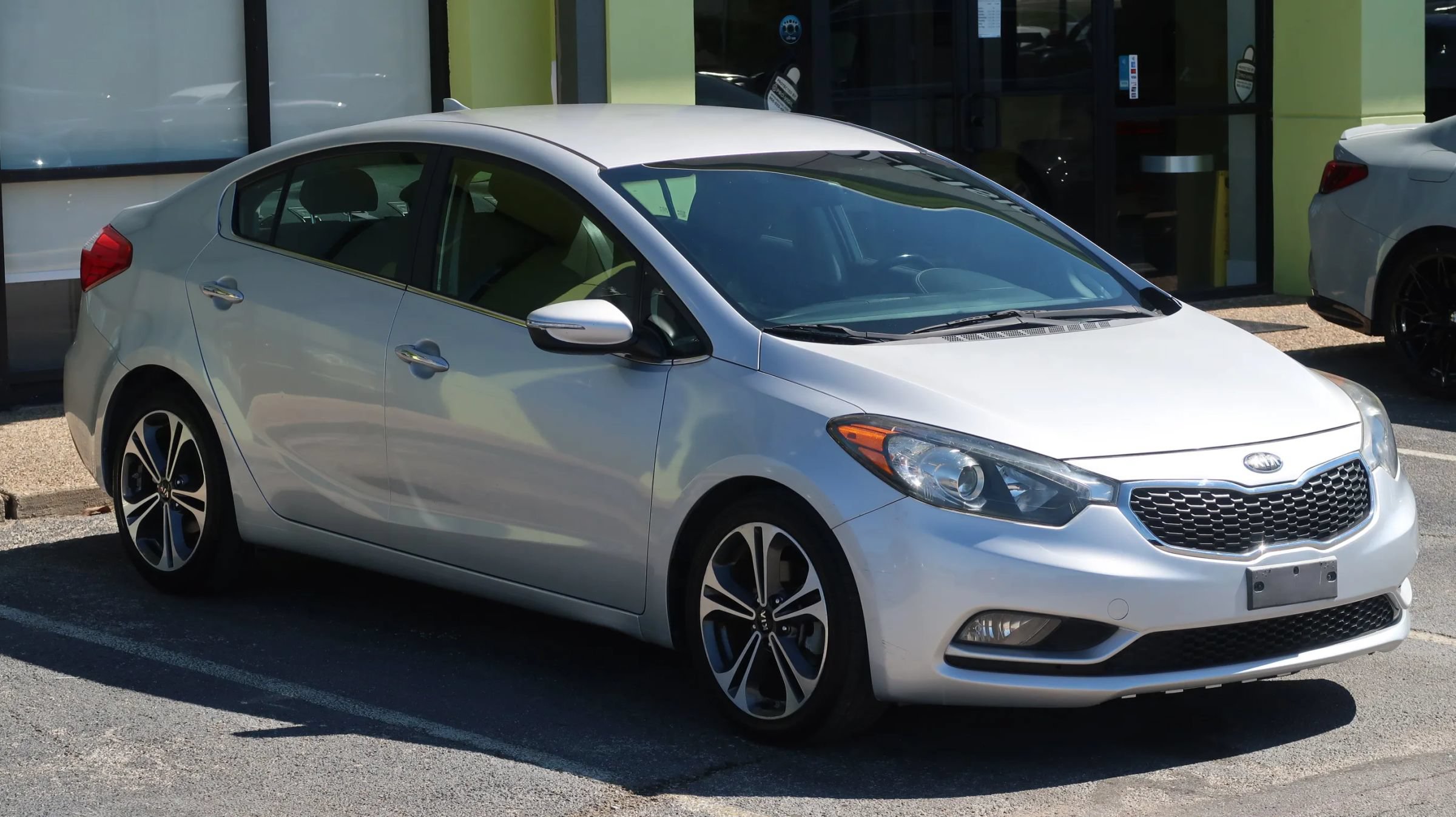 Used 2015 Kia Forte EX w/ UVO Package W/17" Alloys FWD image 5