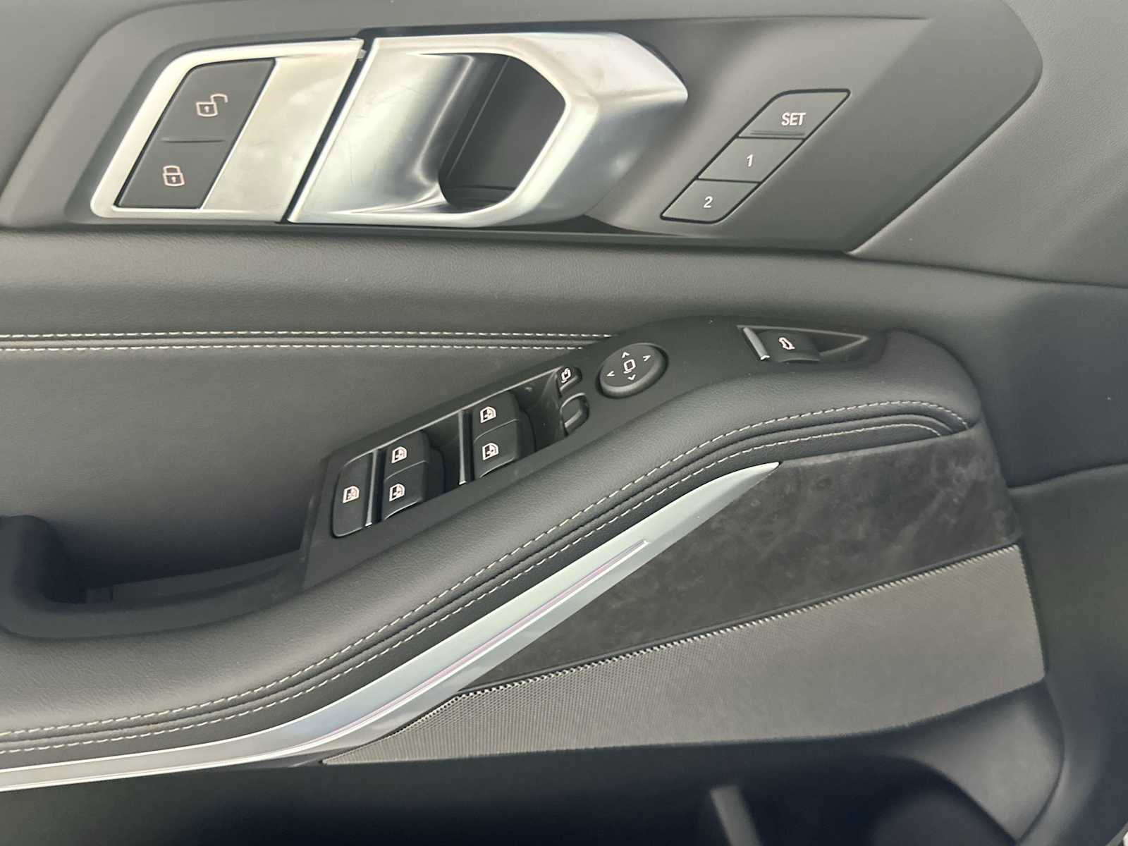 New 2026 BMW X5 xDrive40i w/ Premium Package image 13