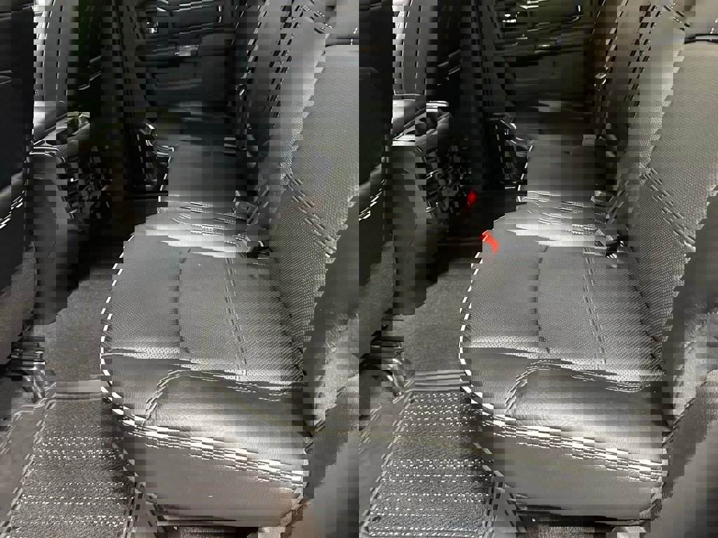 Used 2024 RAM 2500 Limited image 43