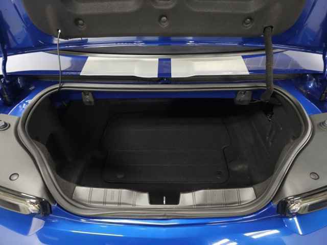 Used 2020 Chevrolet Camaro SS image 9