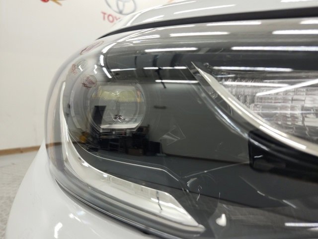 Certified 2024 Toyota Corolla Cross SE image 10