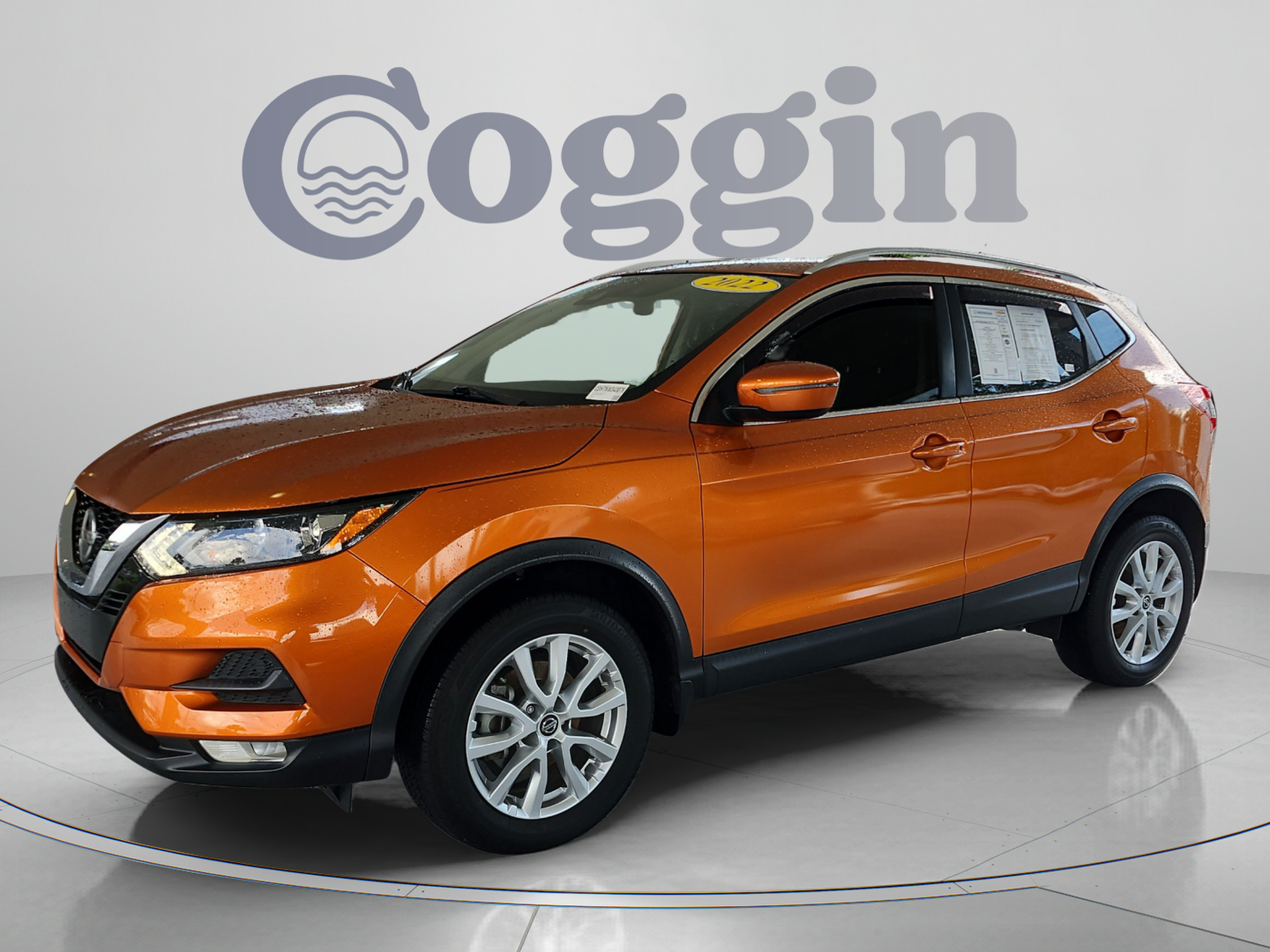 Used 2022 Nissan Rogue Sport SV FWD image 1