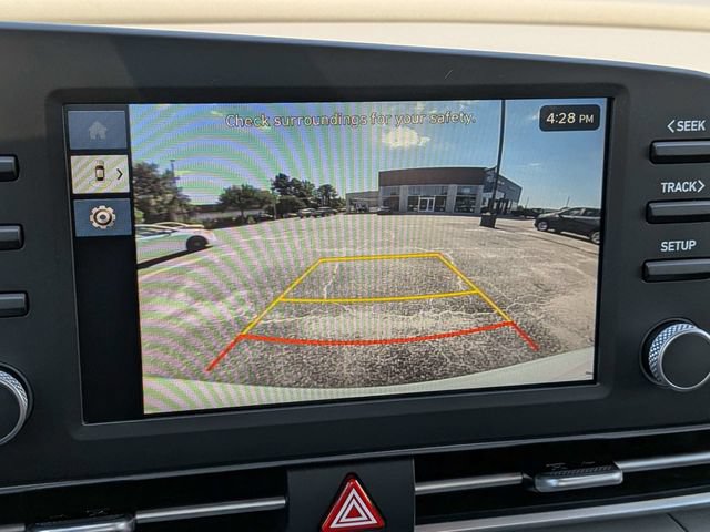 Used 2026 Hyundai Elantra SE FWD image 19