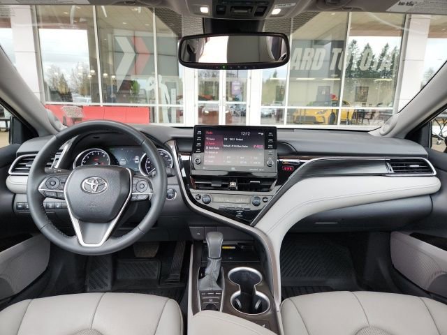 Used 2024 Toyota Camry XLE w/ Navigation Package AWD/4WD image 19