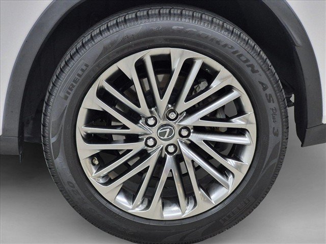 Used 2020 Lexus RX 350L Luxury w/ Accessory Package FWD image 28