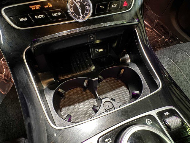 Used 2017 Mercedes-Benz E 400 4MATIC Wagon image 48