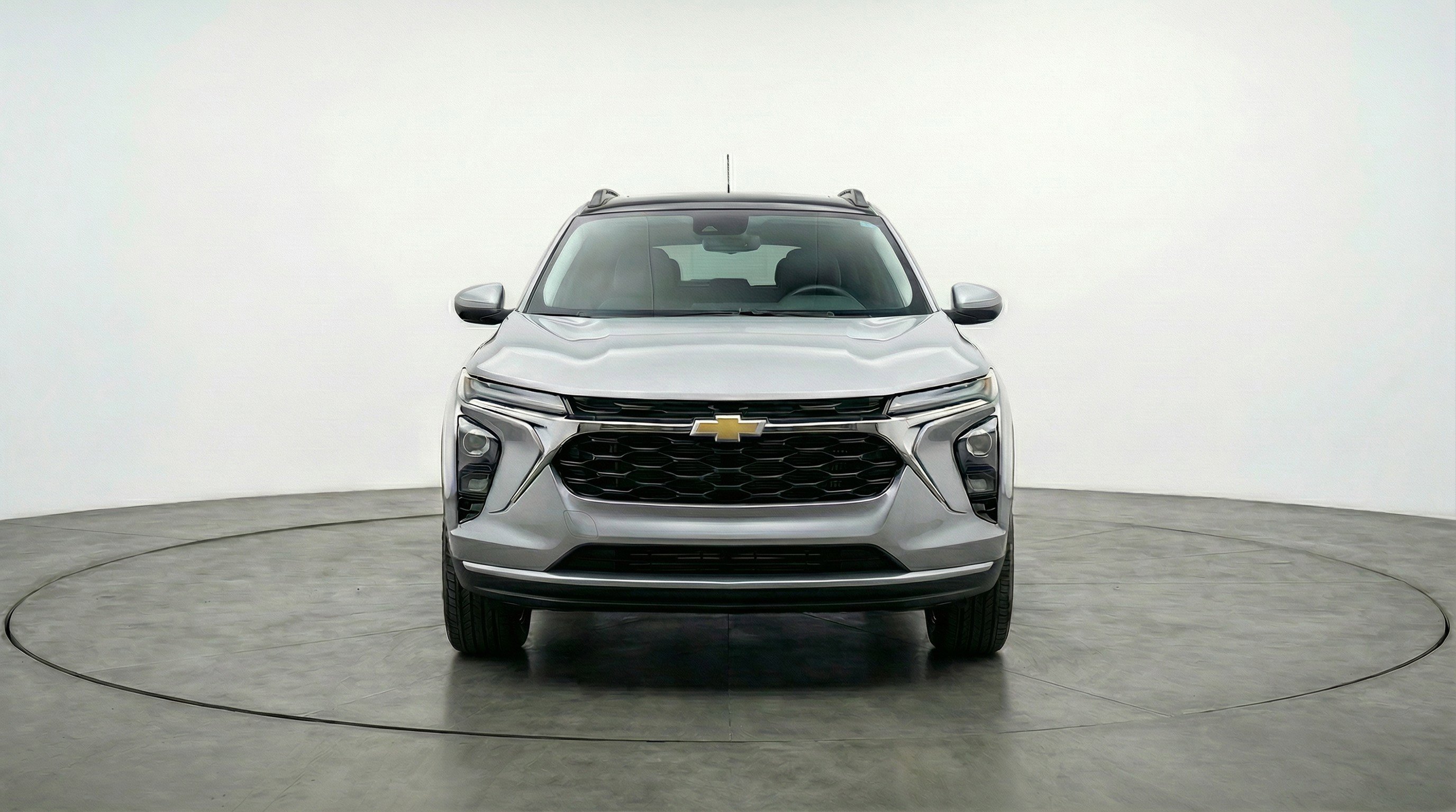 Used 2025 Chevrolet Trax LT w/ LT Convenience Package FWD image 2