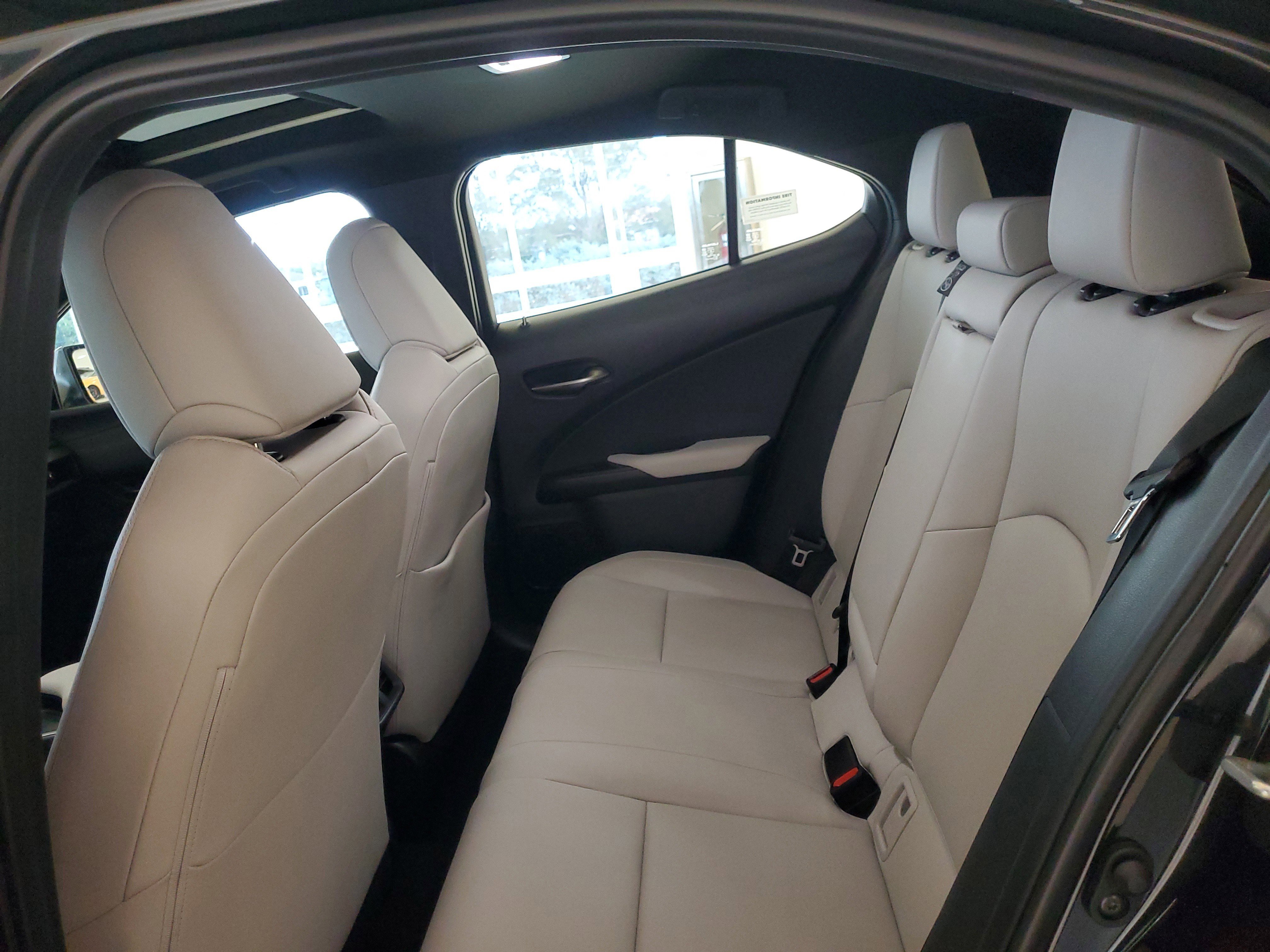 Used 2025 Lexus UX 300h FWD w/ Accessory Package (Z1) image 16