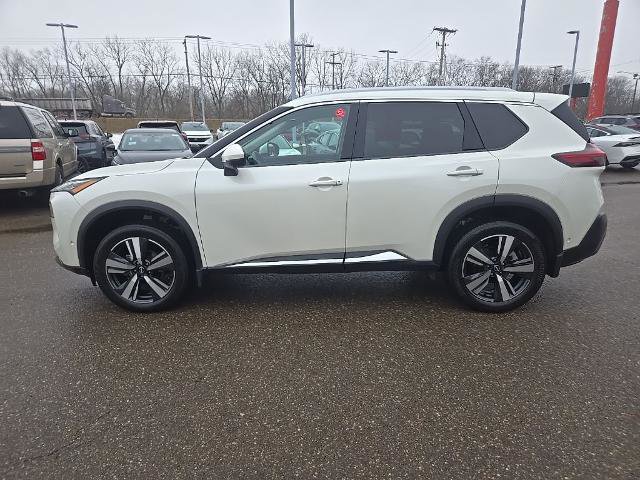 Certified 2023 Nissan Rogue SL w/ SL Premium Package image 4