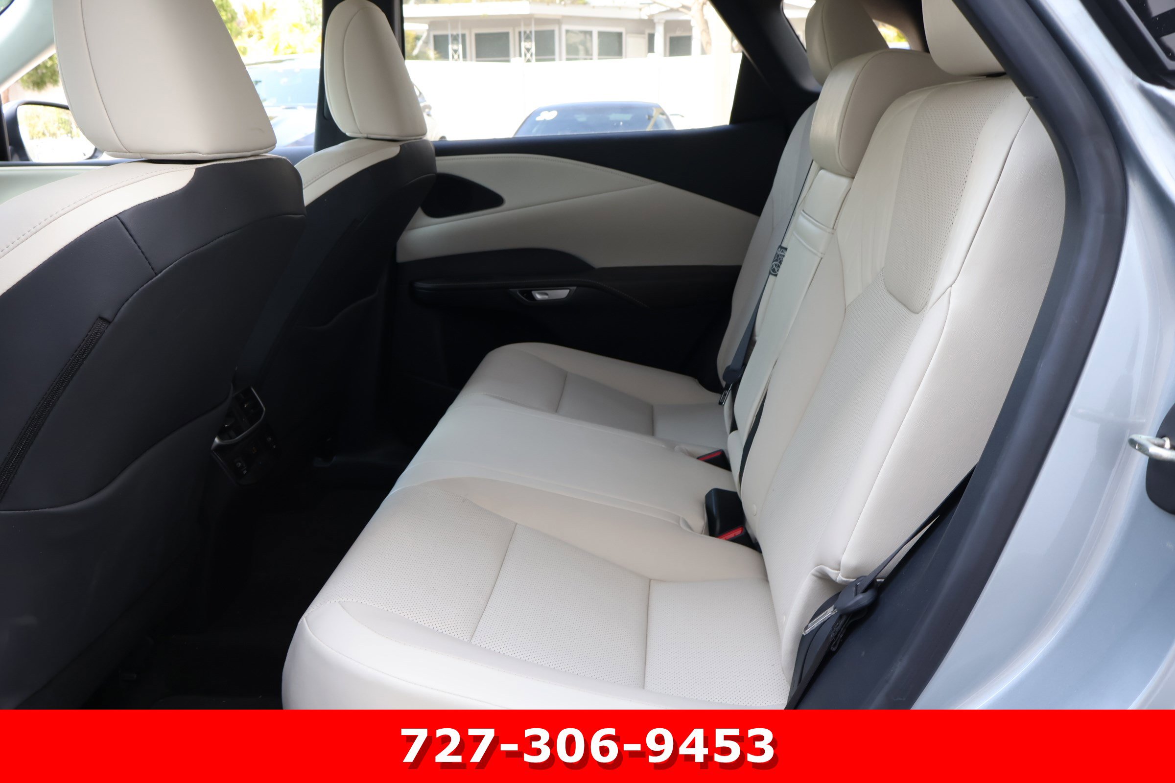 Used 2024 Lexus RX 350 Premium w/ Accessory Package (Z1) image 17