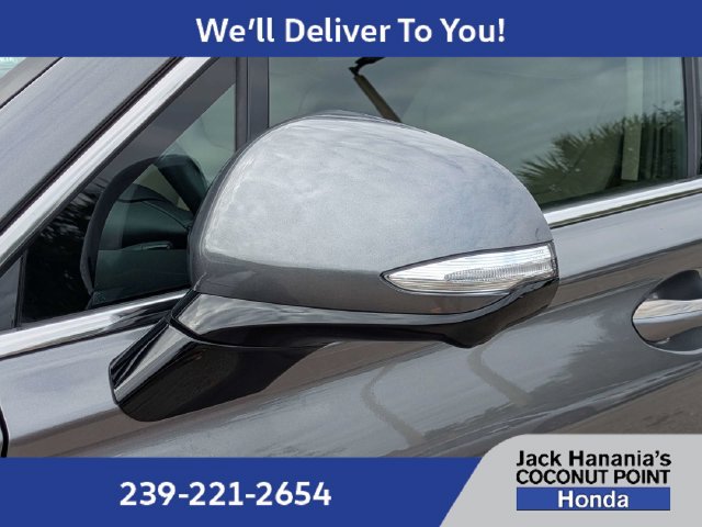 Used 2020 Hyundai Santa Fe Limited w/ Cargo Package FWD image 11