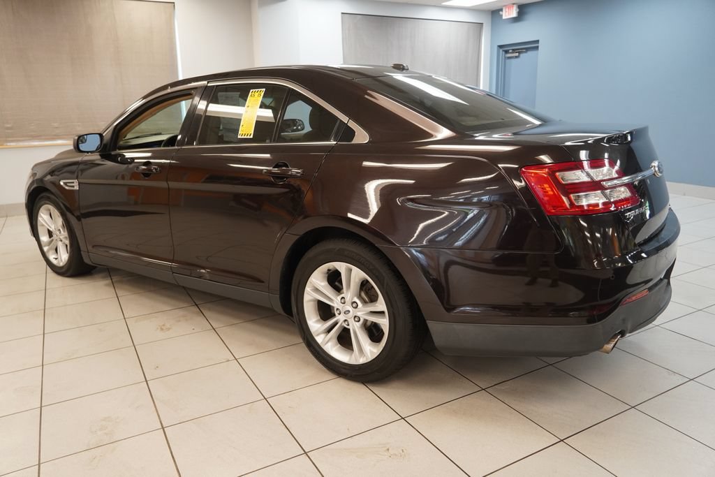 Used 2013 Ford Taurus SEL FWD image 8