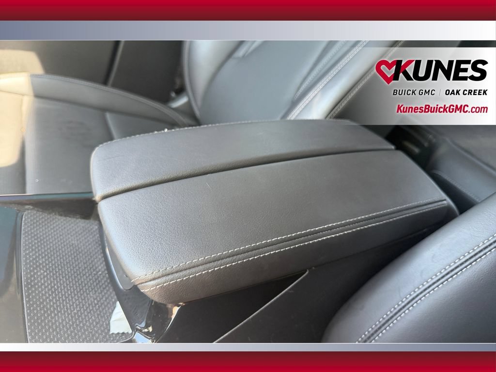 Used 2024 Buick Envision Preferred AWD/4WD image 30