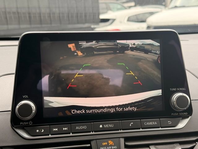 Used 2024 Nissan Altima 2.5 SV image 34