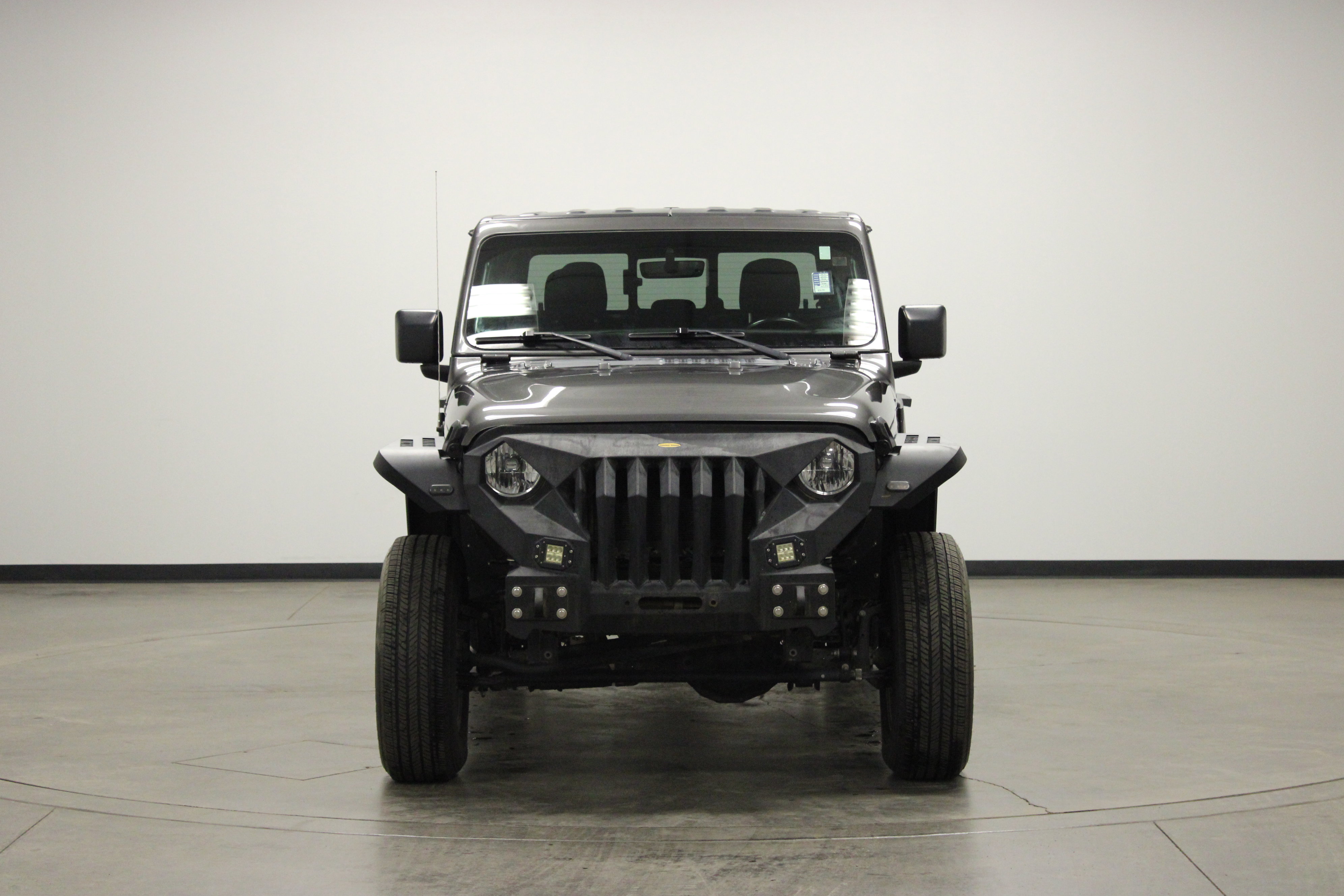 Used 2022 Jeep Gladiator Sport image 3