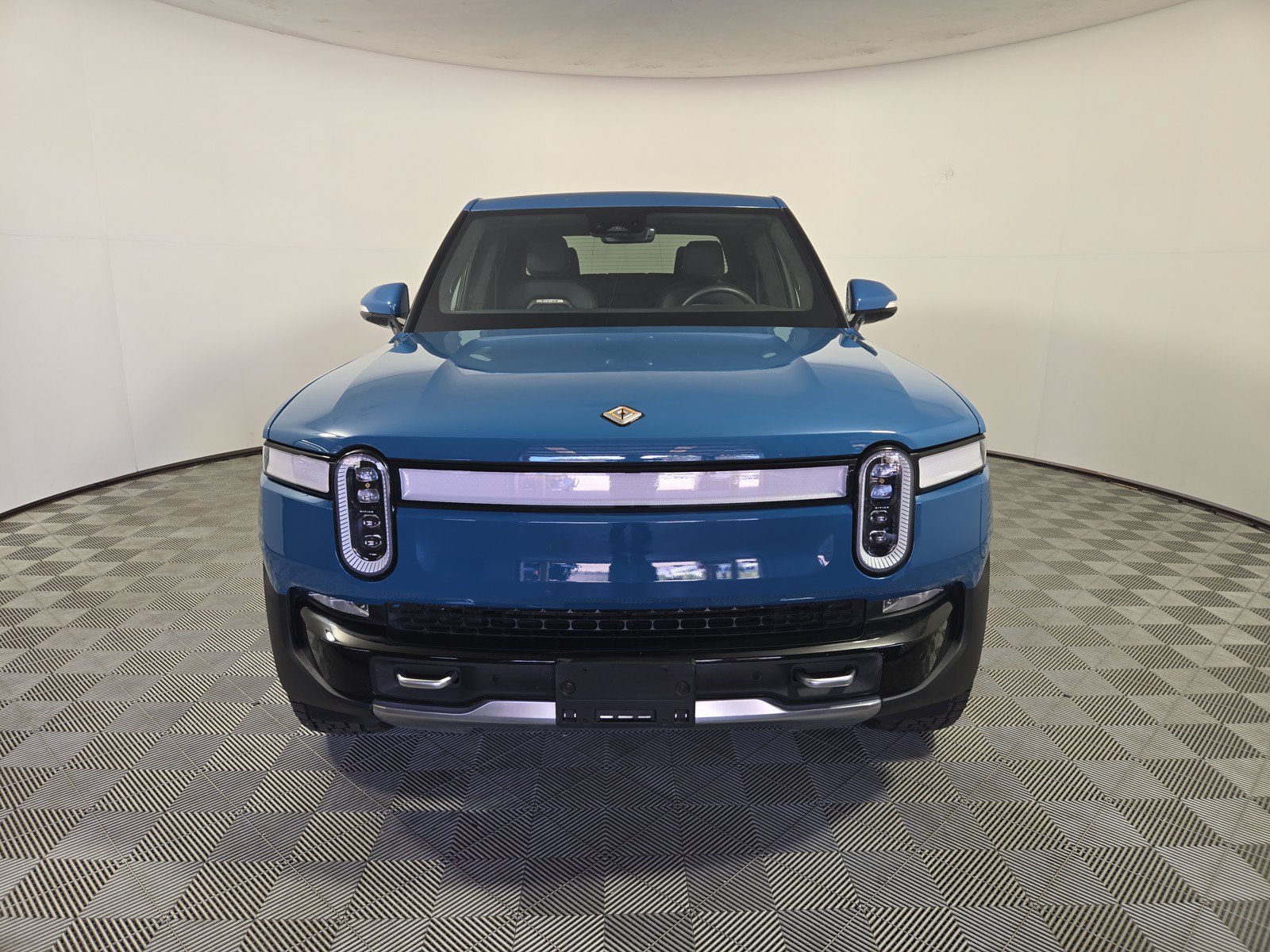 Used 2022 Rivian R1T Launch Edition AWD/4WD image 8
