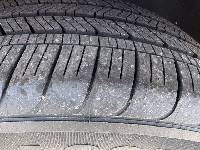 Used 2020 Buick Enclave Premium image 38