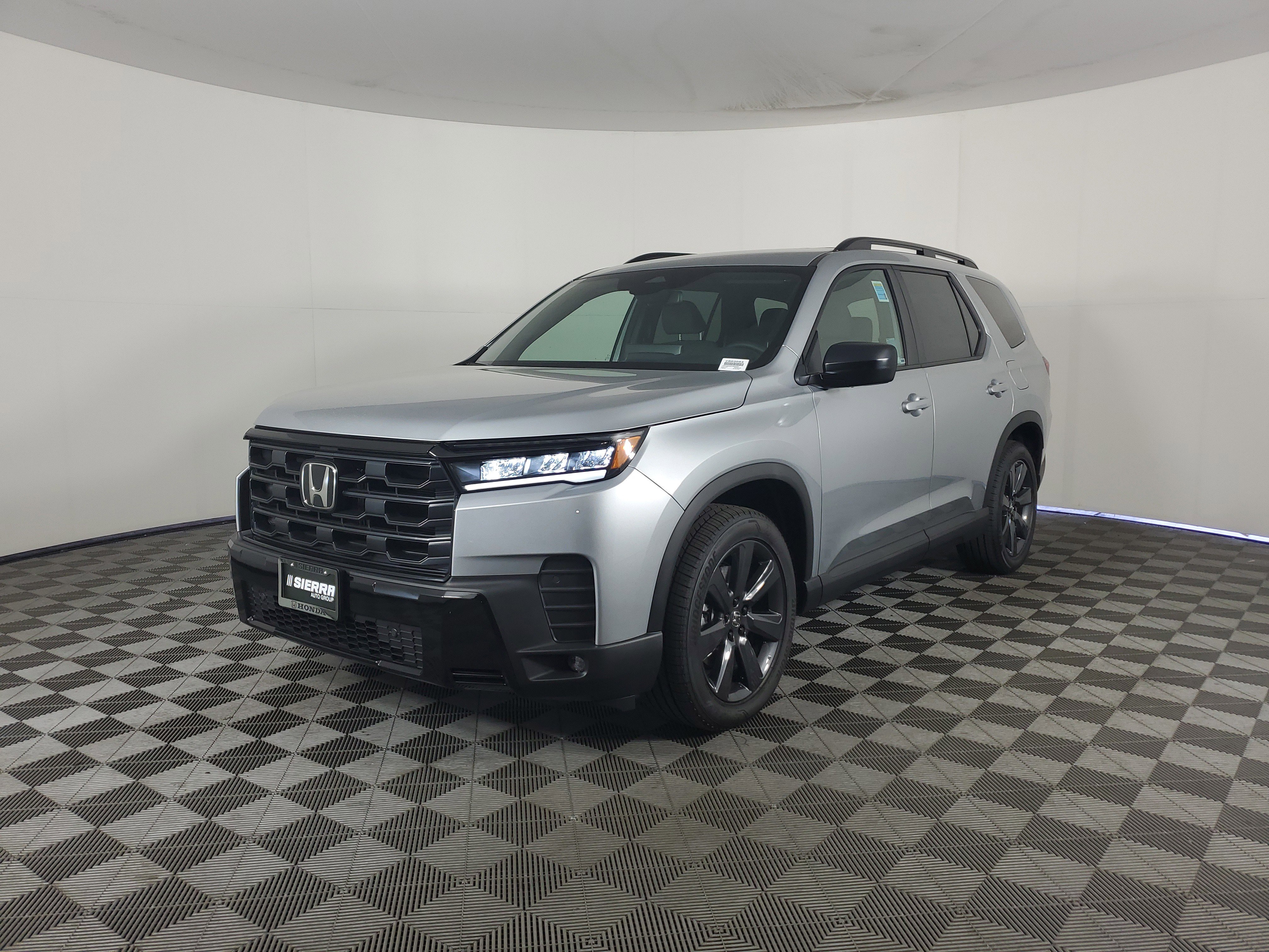 New 2026 Honda Pilot Sport image 8
