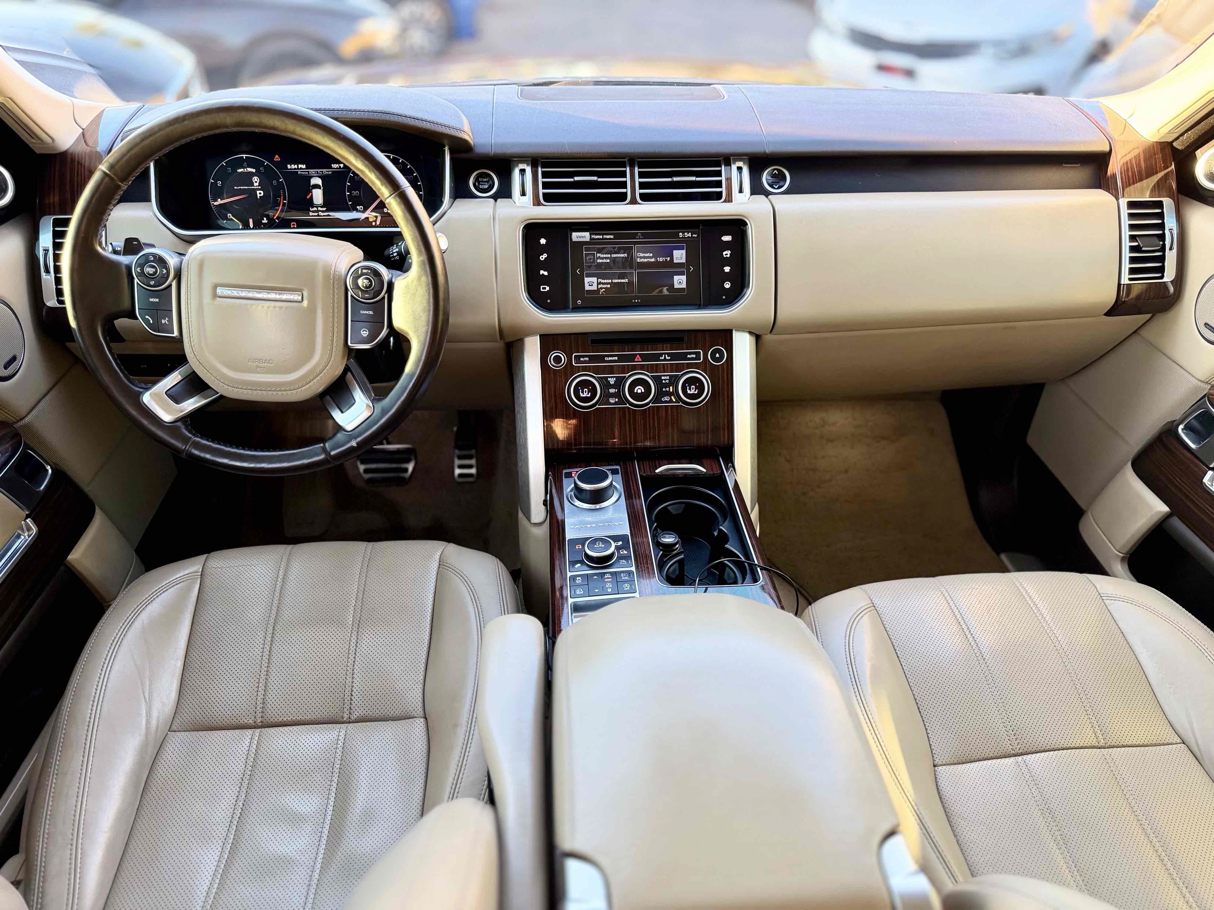 Used 2016 Land Rover Range Rover Supercharged AWD/4WD image 23