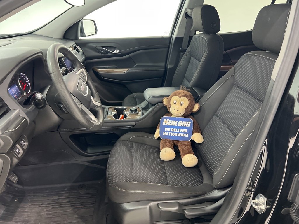 Used 2023 GMC Acadia SLE w/ LPO, Floor Liner Package image 16