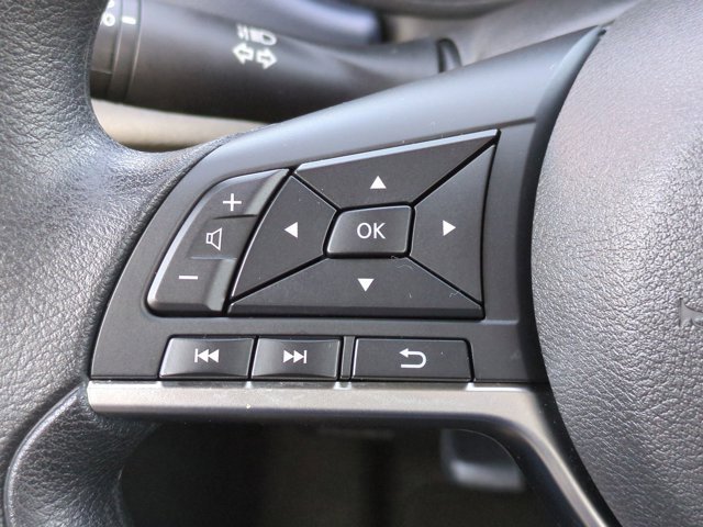 Used 2025 Nissan Versa SV w/ Trunk Package image 22